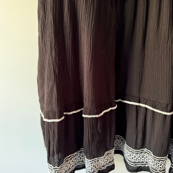 Torrid‎ Black and White Lace Trim Tank Top - Size 3X - Picture 3 of 7